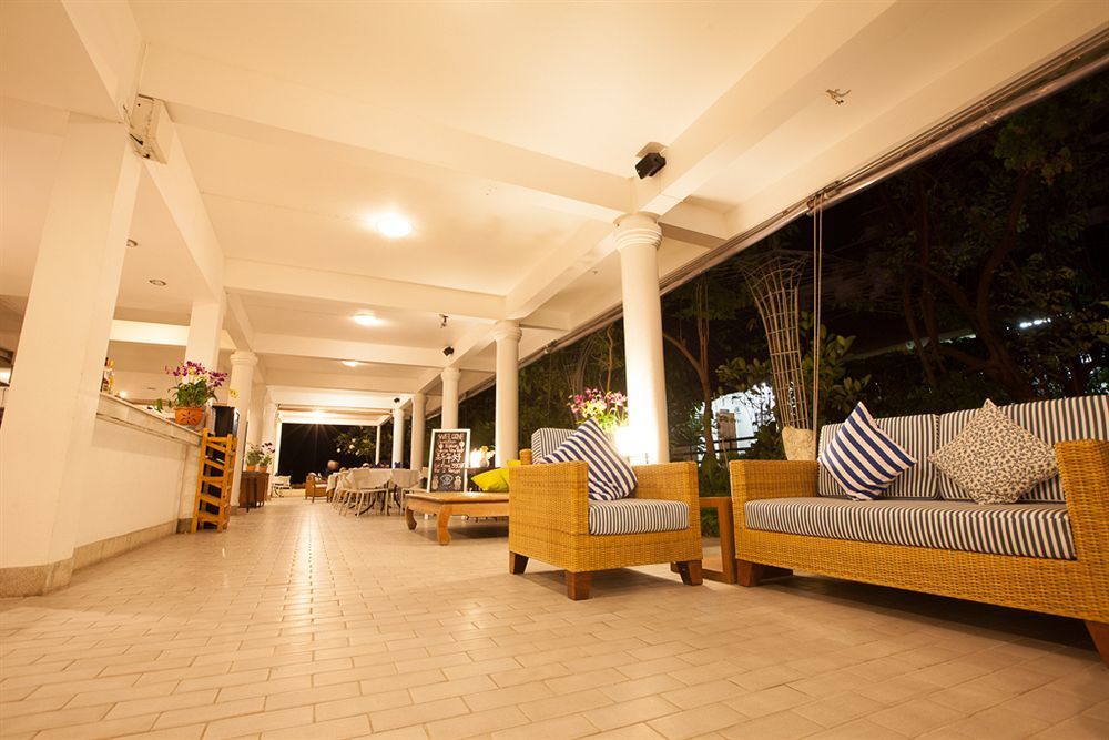 Nern Chalet Beachfront Hotel Hua Hin Exterior photo